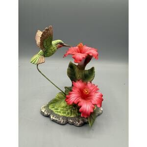 Vintage Hummingbird Hibiscus Figurine Resin Flower Bird Statue Made Taiwan
